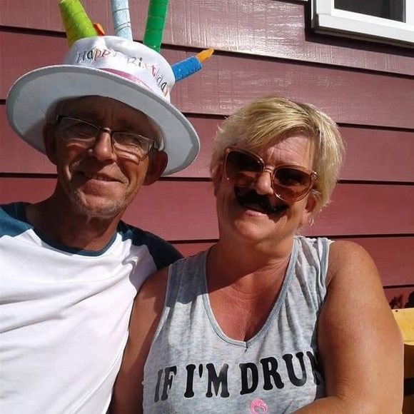 Meet your Posher, Leanne - Picture 1 of 1